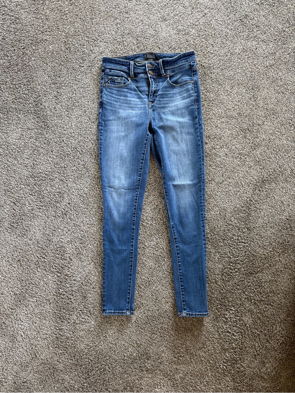 Buckle Women's Medium Blue Skinny Jeans